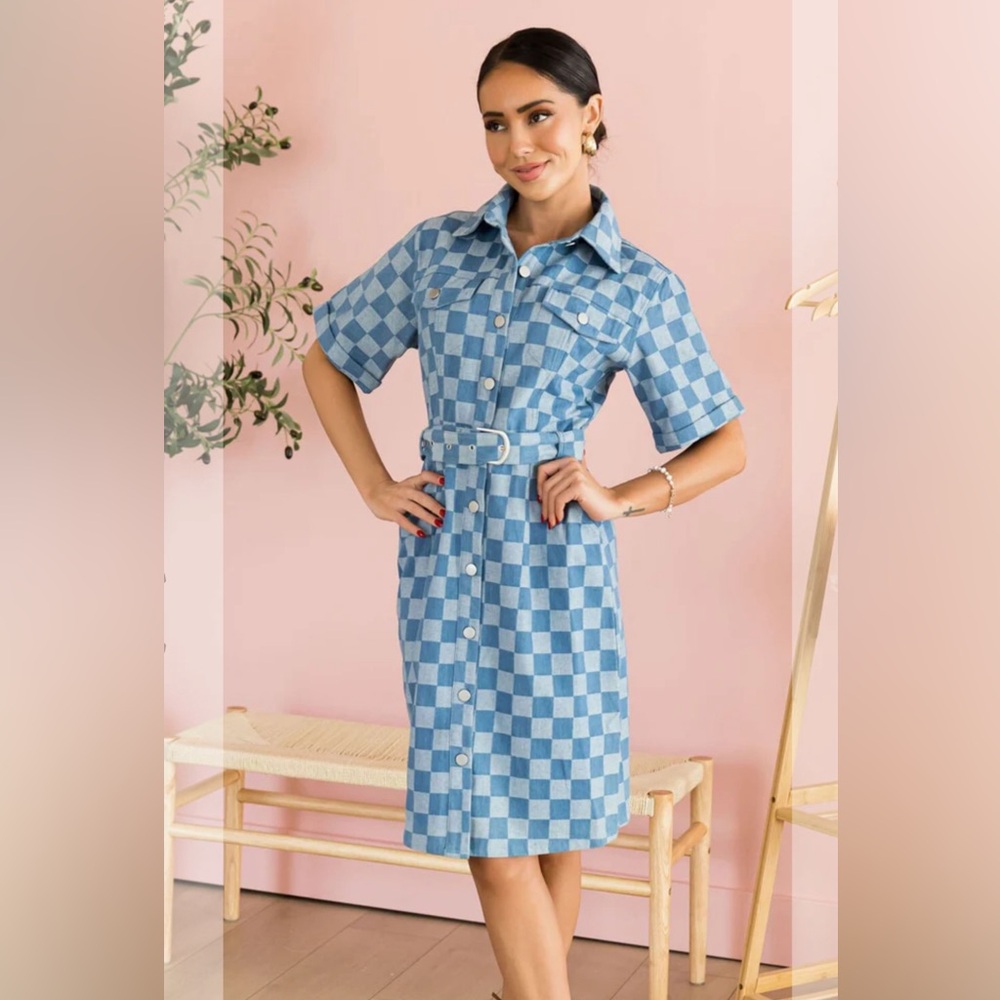 NeeSee’s Plaid Dress